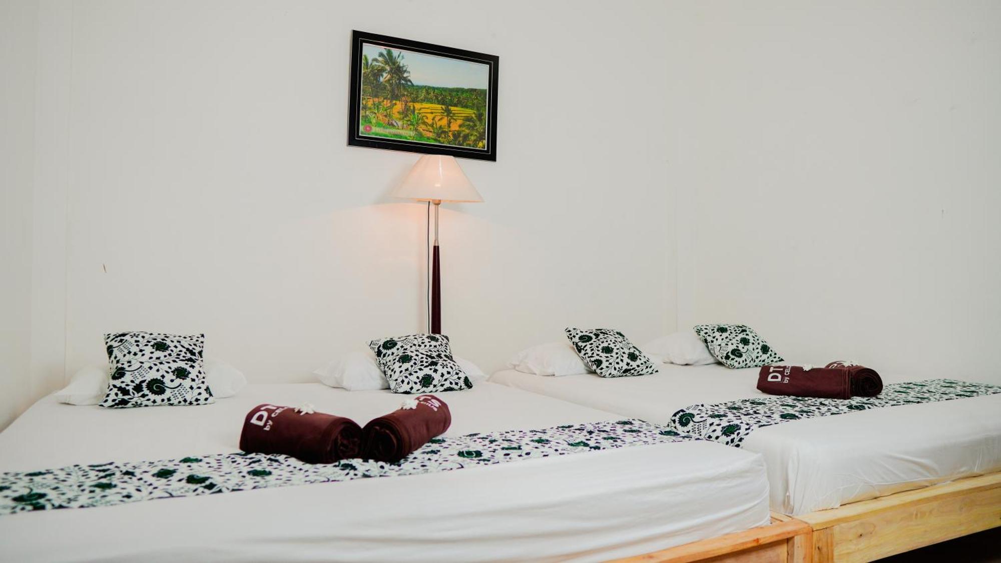 Dormitory Tourism Sritanjung Banyuwangi By Gajahsora Management מראה חיצוני תמונה