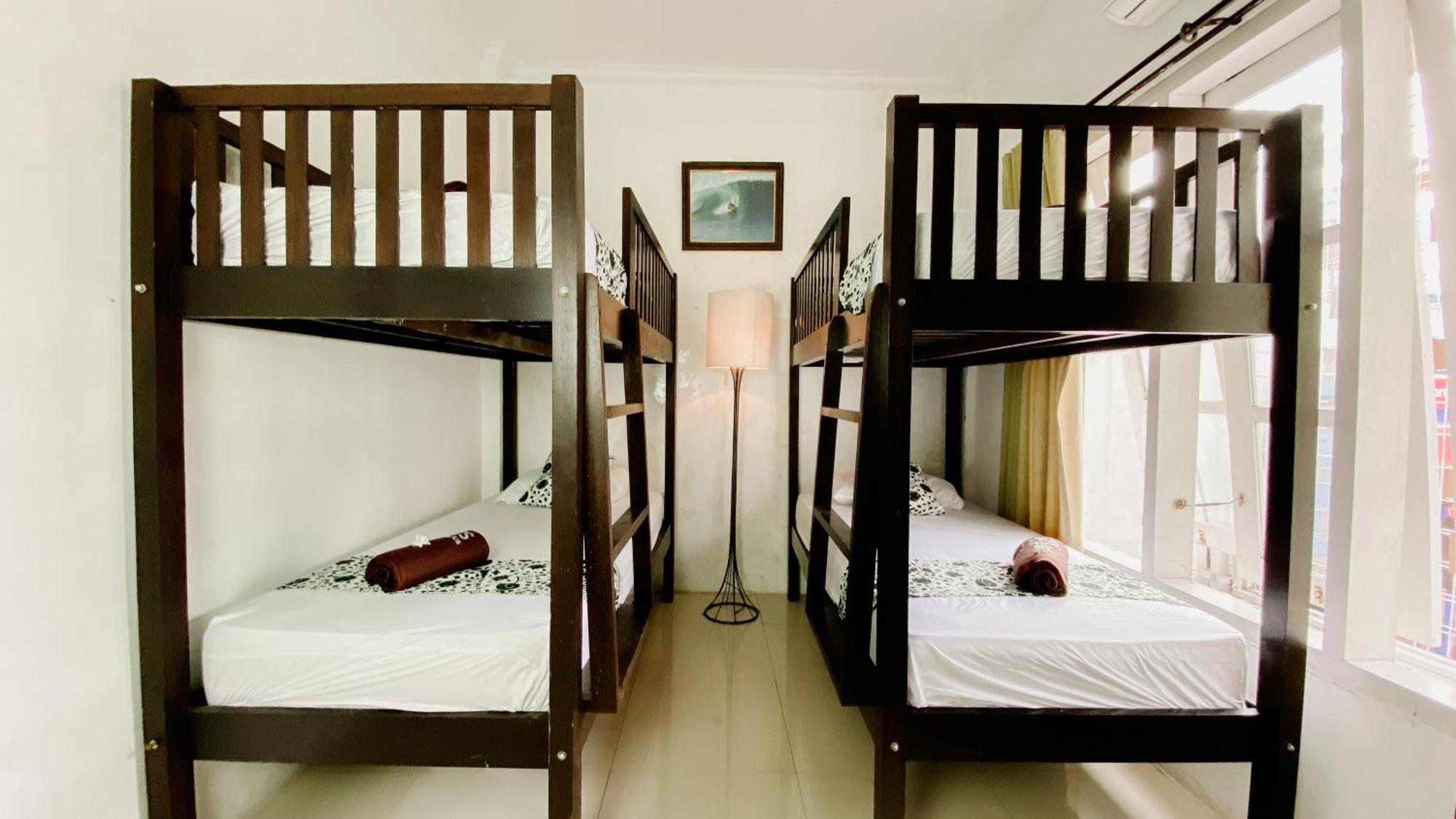 Dormitory Tourism Sritanjung Banyuwangi By Gajahsora Management מראה חיצוני תמונה